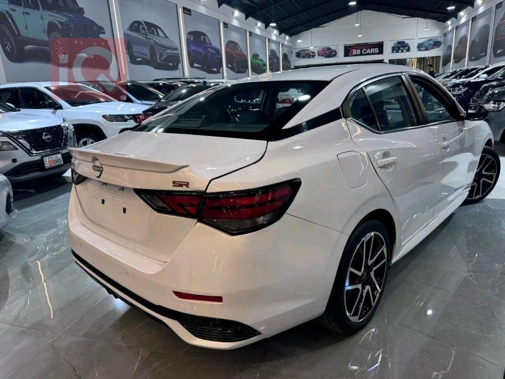 نيسان سنترا